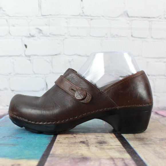 Dansko Shoes - Dansko Solistice Button Strap Brown Leather Slip On Heel Clogs Size US 8